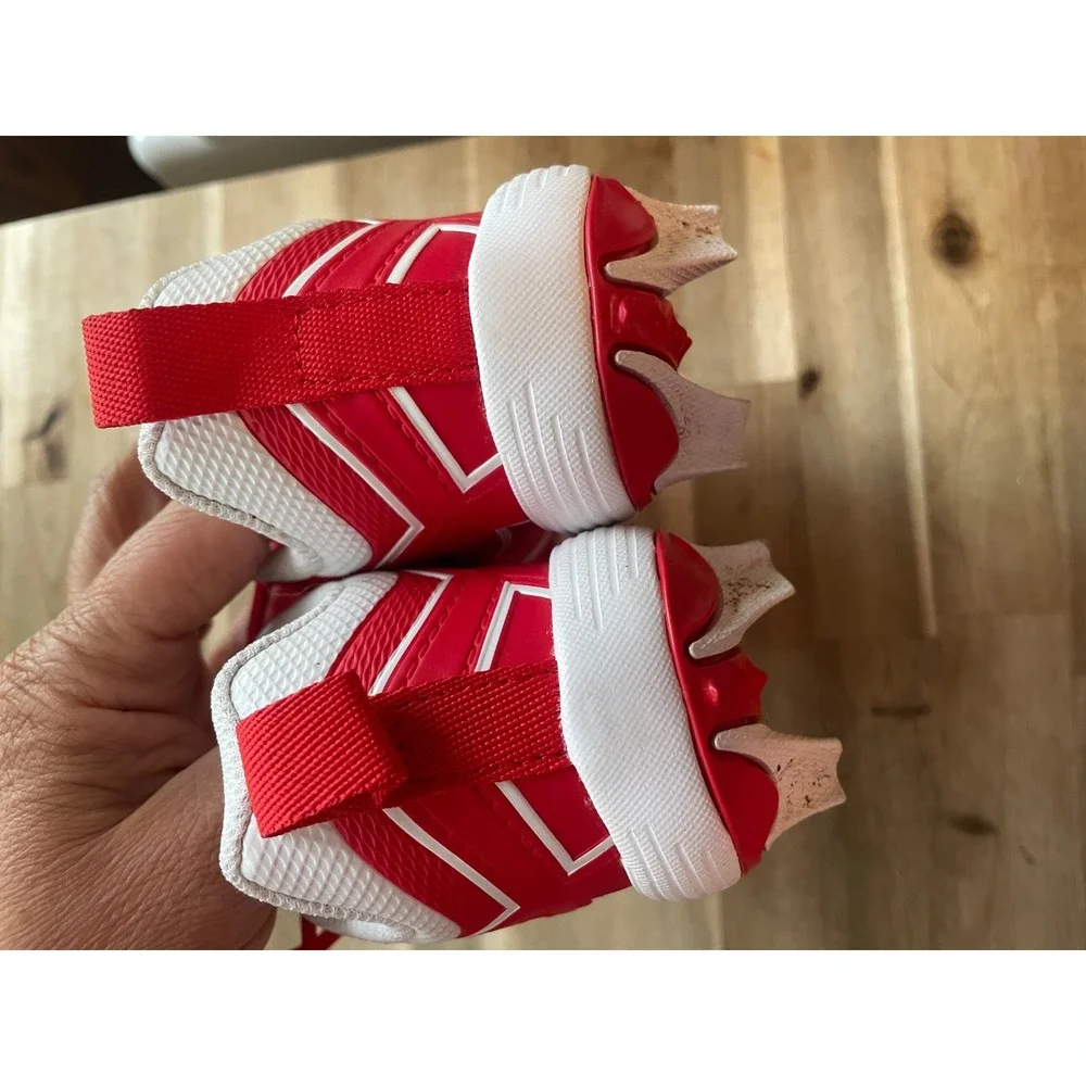 Under Armour Leadoff Low RM Jr Baseball Cleats Red White 11K 3010143-600